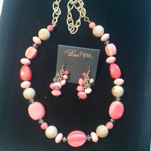 Birch Hill Beaded Necklace (365) - Picture 8 of 16